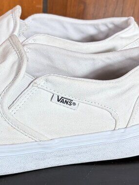 VANS Asher All White Canvas Slip-On Womens Sneakers Sz 9
